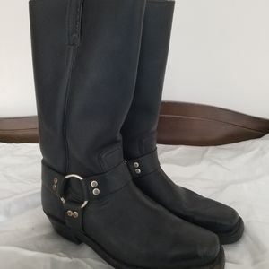 Leather women Boots boulet made in Canada
